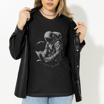 Space Hacker - T Shirt